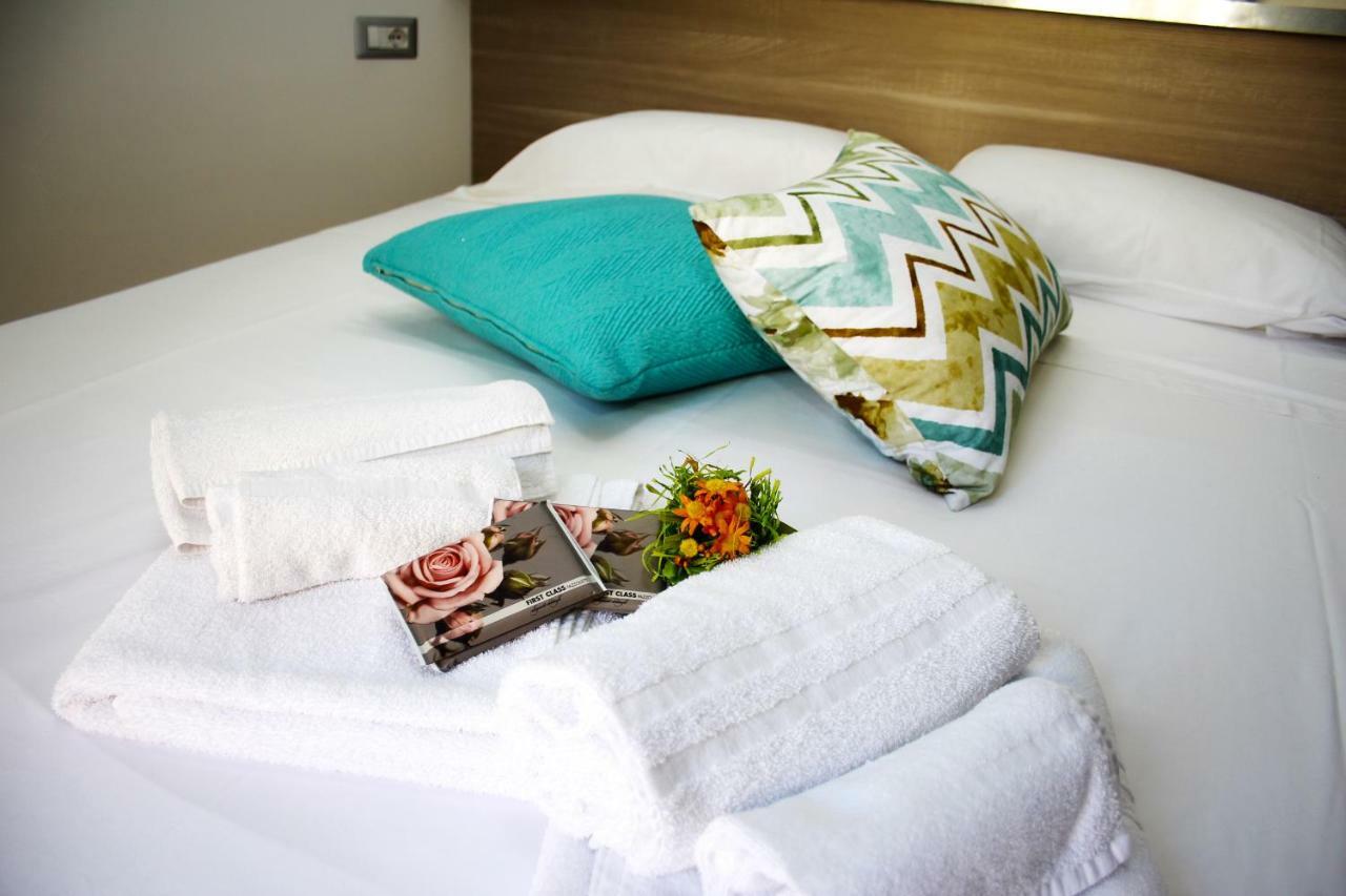 B&B Al Vicoletto ชิลลา ภายนอก รูปภาพ