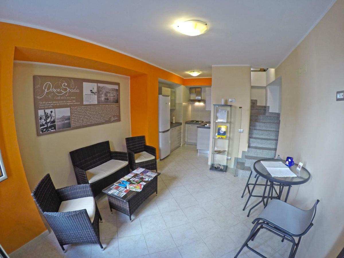 B&B Al Vicoletto ชิลลา ภายนอก รูปภาพ